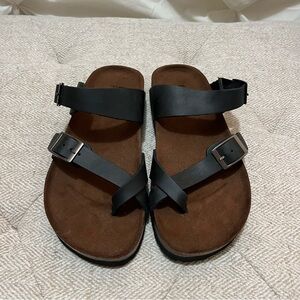 White Mountain Black and Brown Sandals